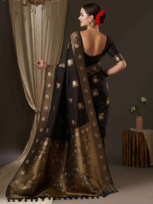 Floral Pattern Saree with Contrast Border & Tassels